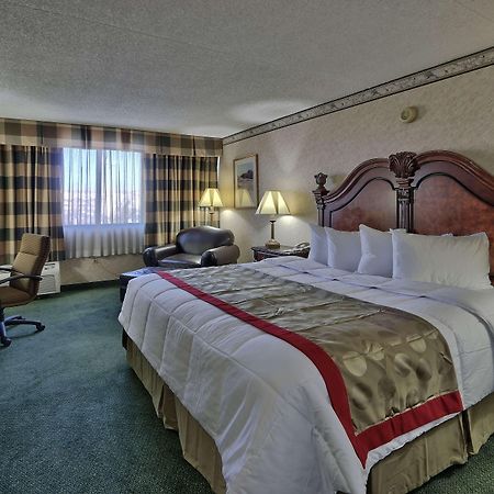 Ramada By Wyndham Albuquerque Midtown Hotel Bagian luar foto